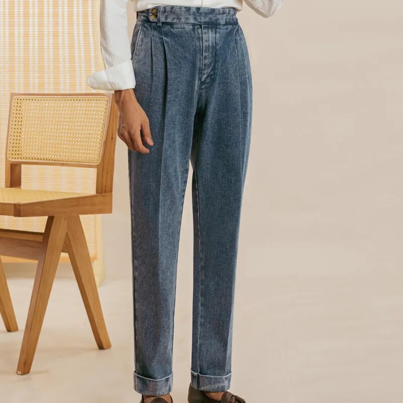 Double Pleated Washed Straight Jeans