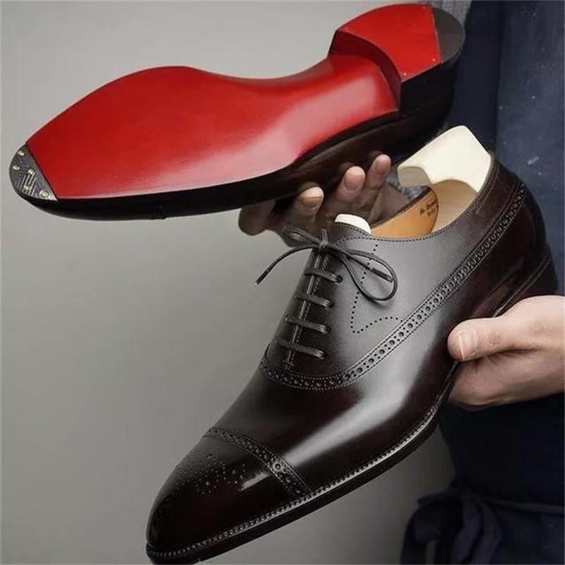 Retro Carved Lace-Up Leather Oxford Shoes