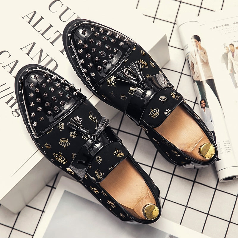 Crowns Printing Decorated Fashion Leather Shoes