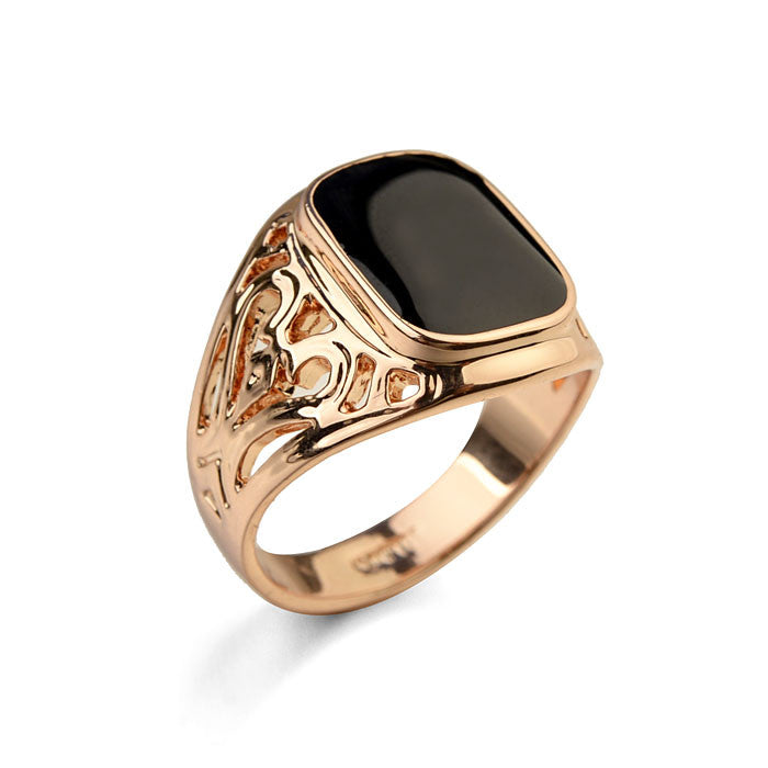 Vintage Style Black Stone Men Ring With Hood Detail - FanFreakz