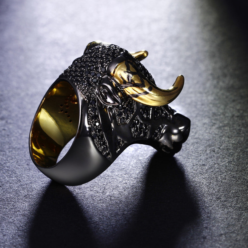 Lucky Bull Black Face Golden-Color Horns Punk Design Ring for Men - FanFreakz